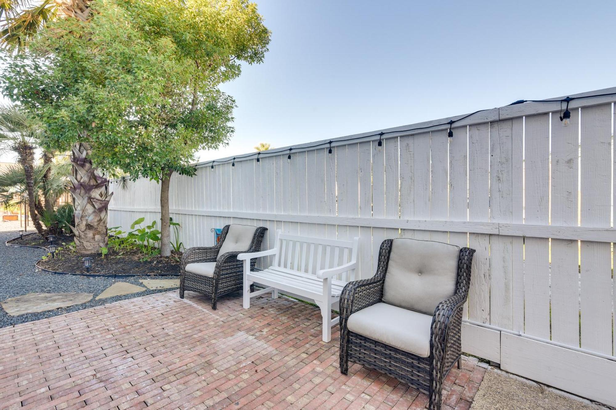 Seaside Retreat In Galveston Near Pleasure Pier! Villa Exterior photo